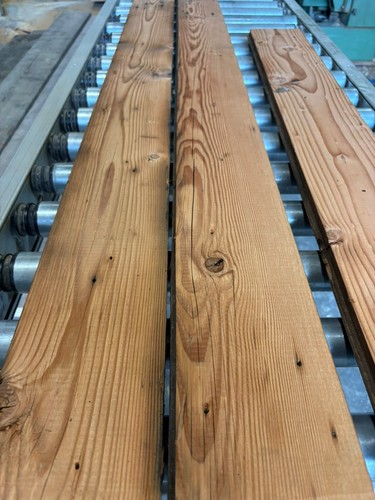 Reclaimed pine floorboards - pine,