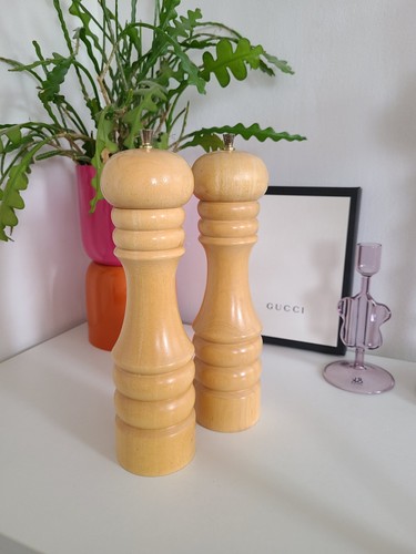 Salt and pepper mill - mill, set